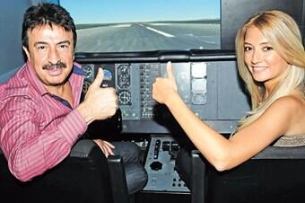 ybagislar's tweet photo. Ahmet Selçuk İlkan 600 bin lirayı reddetti  @aselcukilkan http://t.co/3LNDh9sDzM http://t.co/HyihSvDOsK