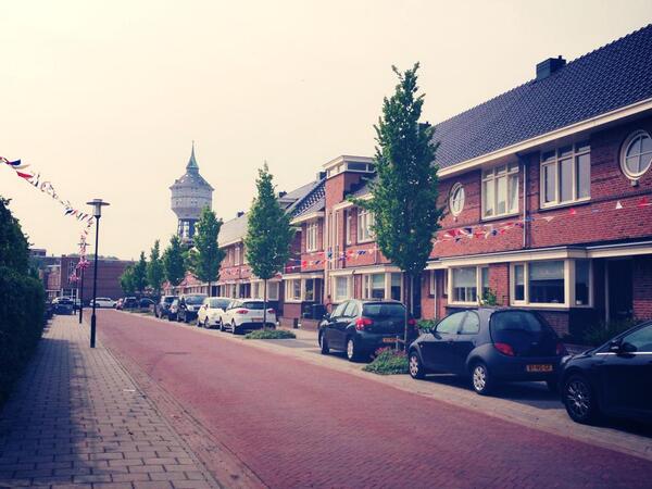 Riethoek is helemaal klaar voor Koningsdag. Wij wensen iedereen alvast een koninklijk weekend toe!