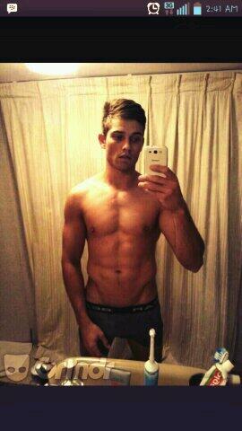 Rhyno38252's tweet photo. Is this just not the hottest? @sune_duplessis. #JizzMyPants http://t.co/vTOX18WHVv