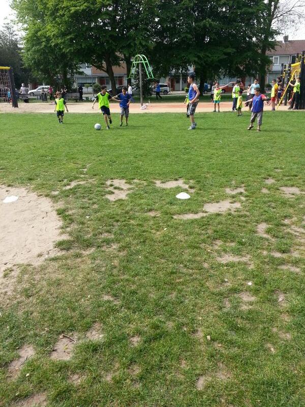 TOSBreda's tweet photo. #voetballen http://t.co/dfOIzoehMi