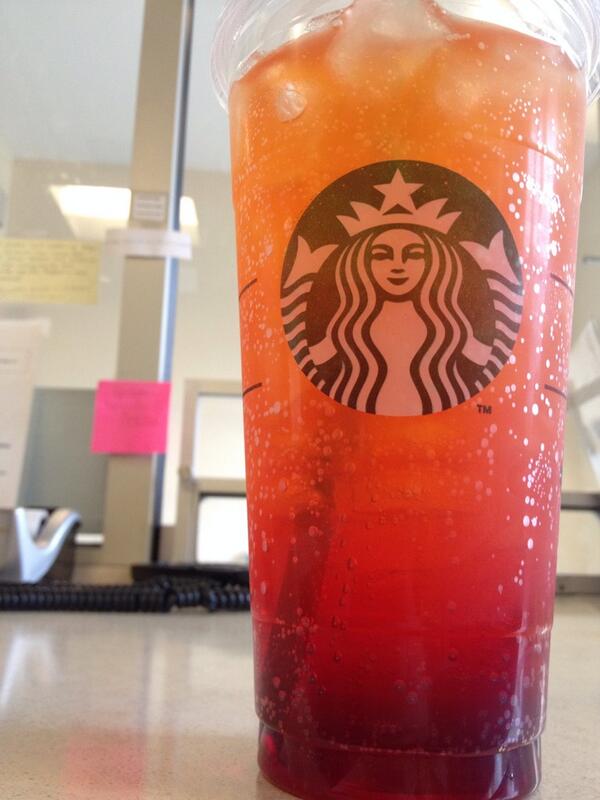 asingleprayer's tweet image. PUBLIC SERVICE ANNOUNCEMENT: EVERYONE SHOULD TRY THIS DRINK....EVERYONE