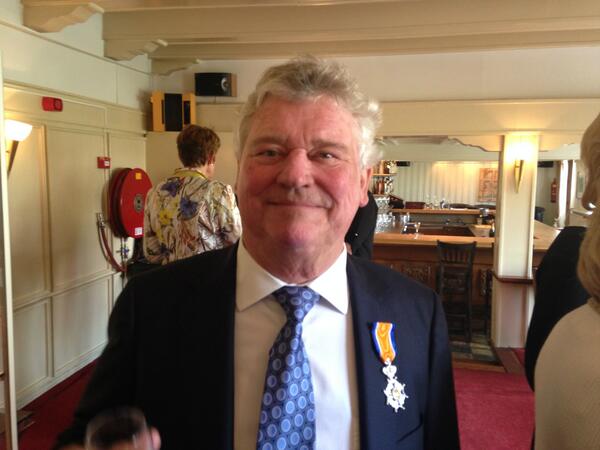 Deen Shipping feliciteerd Otto Slokkers, vandaag geridderd in de orde van Oranje Nassau.