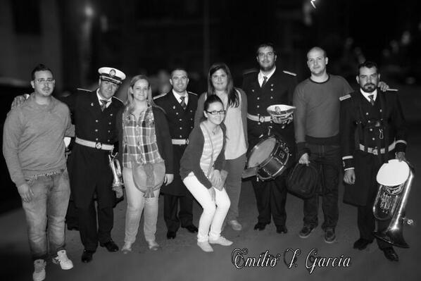 Laauritaa13's tweet photo. Buen día, mejoor compañía! 
#MartesSantoElche2o14 http://t.co/MuwxQkmcsI
