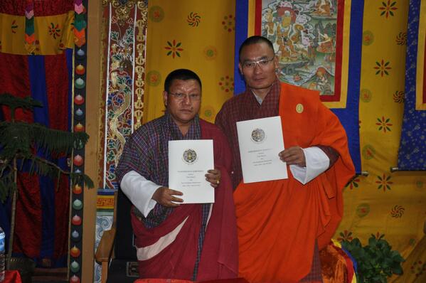 PMOBhutan's tweet photo. His Excellency Lyonchhen Tshering Tobgay signs the performance agreement with Paro Dzongdag yesterday http://t.co/Jb7flFguL9