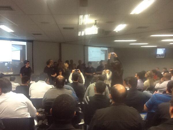 ecarvalho2007's tweet image. Final de evento #SqlRocks microsoft
