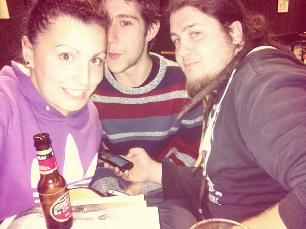 5_bicho's tweet photo. @CrPeloxo Ultimo dia se @AsierSelas http://t.co/uf14gFzXLw