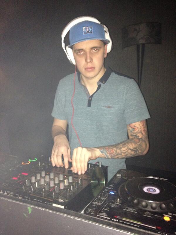 djdavetasker's tweet image. 