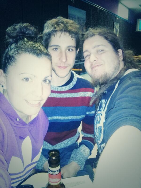 5_bicho's tweet photo. "Selfie" de @CrPeloxo  jajajaj @AsierSelas http://t.co/fnuafPNWJv