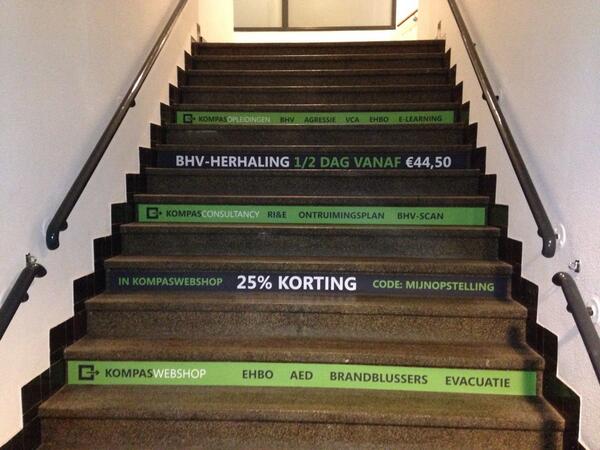 Ronald_Vink's tweet photo. Wat een mooie trap bij @NEC_Nijmegen @osrn . Zondag @Kompasvgroep @kompaswebshop #wedstrijdindespotlight http://t.co/oDmV96LwHF