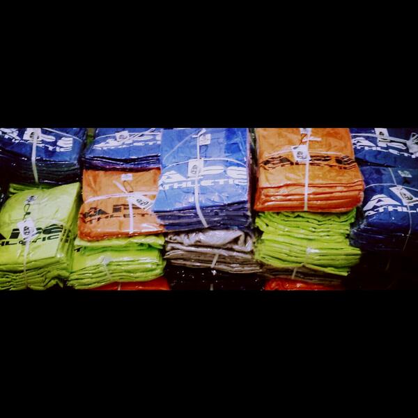 ApeAthleticsAds's tweet photo. ***GIVEAWAY***
RT to win @Ape_Athletics gear! 😲
1. RT
2. Follow @FlTFAM &amp; @Ape_Athletics 
Winner will be DMed! http://t.co/a11cahE0sO