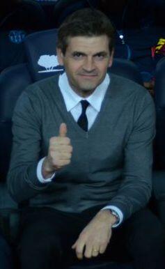 FootballGirls07's tweet photo. R.I.P Tito Vilanova who lost his battle to cancer #FCBarcelona #Barcelona #Barca #fcb #RIP http://t.co/wUuPPoKKHl