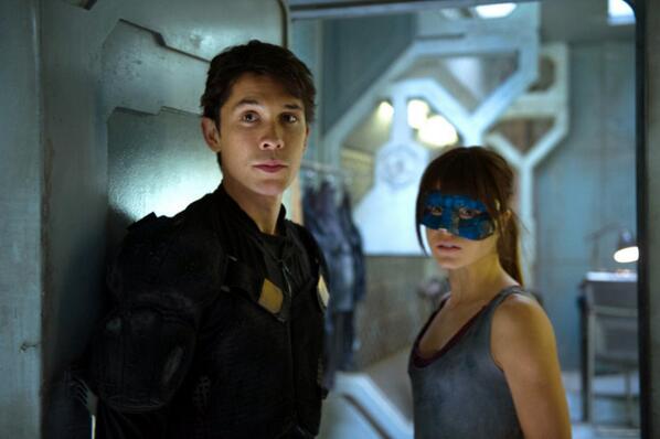NerdeekLife's tweet photo. Love, Loyalty &amp; Enemies Rising: We Review Ep 6 of #The100 http://t.co/8ohpRegIdN @TresChez @Dorothy410berry @cwthe100 http://t.co/OUlVedSZv7