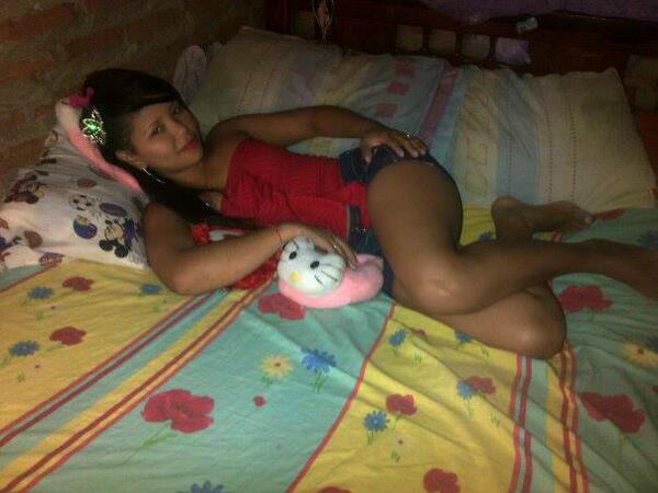 maria_suarith's tweet photo. Soy muy cariñosa conquien lo merese http://t.co/NFnHy7LJ1m