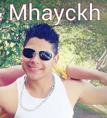 blayan007's tweet image. trabalhando no momento