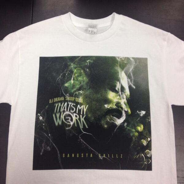 GLADRAGSINK's tweet image. 3 Color Spot Process Print #snoopdogg #djdrama #modernmademerch #bandmerch #shirts #gladragsink