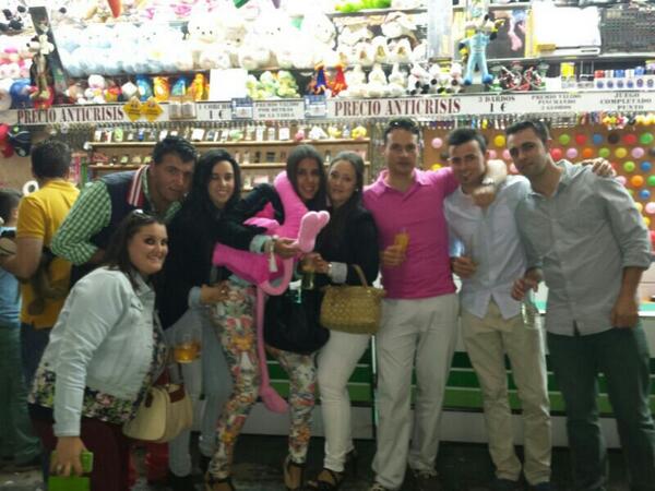 jesusll5's tweet photo. De feria http://t.co/erFEe3wu4N