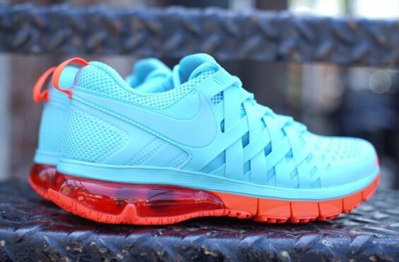 kicksonfire tweet picture