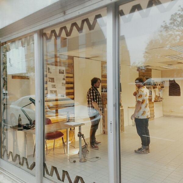 carparkshow's tweet photo. IT'S HAPPENING. @dwell_show  73-77 BRITANNIA RD, FULHAM http://t.co/rUgVHRnaA6