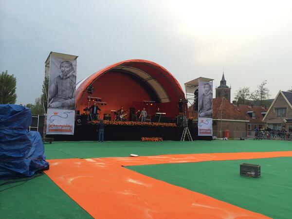 Het soundchecken op de Meelzak is begonnen!