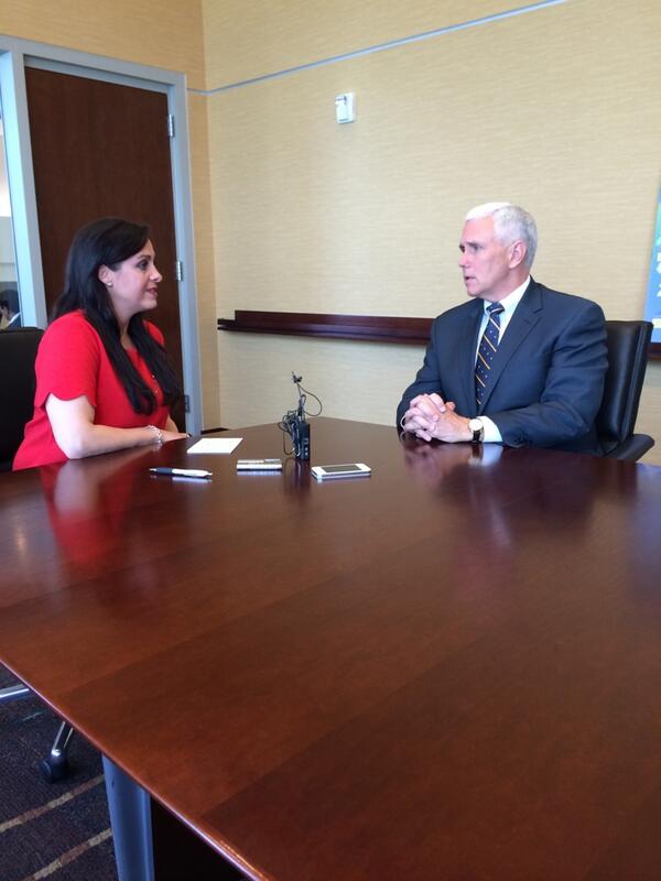 AmyMHearn's tweet photo. Thanks to @NTurpeaux, I got to meet the governor of Indiana. #NRAAM http://t.co/tofbYknbtP