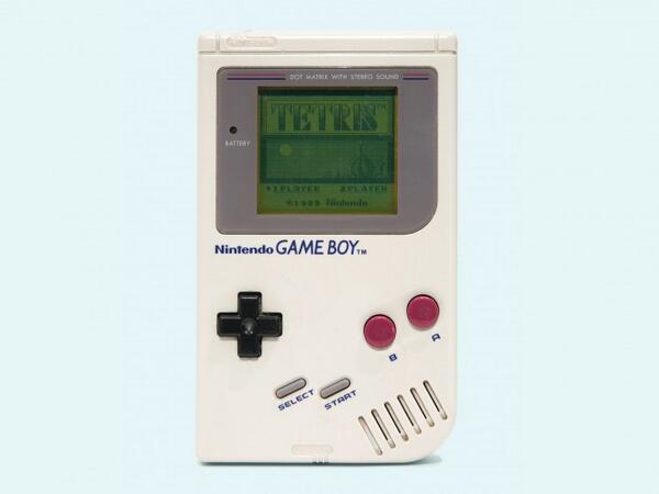 WIRED's tweet photo. 25 years later, nothing compares to the excitement of playing Tetris on a Nintendo Game Boy http://t.co/oGsxK5OSm8 http://t.co/cRFR4hEdEo