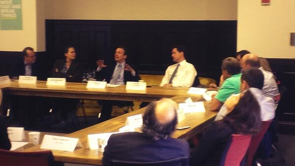 intermingl's tweet image. At a roundtable on startups with CT Senator Chris Murphy Congressman Jim Himes. Go CT!