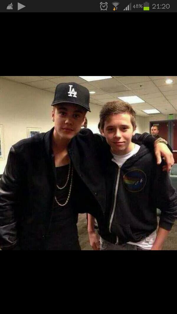Juuustbieb's tweet photo. *--* http://t.co/F3TPeZHV7W