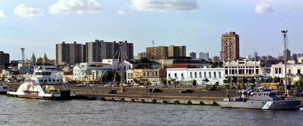 EsMaracaibo's tweet photo. ♪Y si cuando zarpes del puerto aquel que te impresionó / Sientes en el alma, que algo te embrujó...♪ http://t.co/v9DLbTGVOc