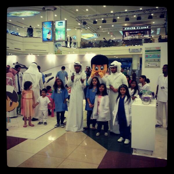m7sn321's tweet photo. مشاركتنا في افتتاح فعاليات #يوم_التمريض_الخليجي http://t.co/u85KP7QeoD