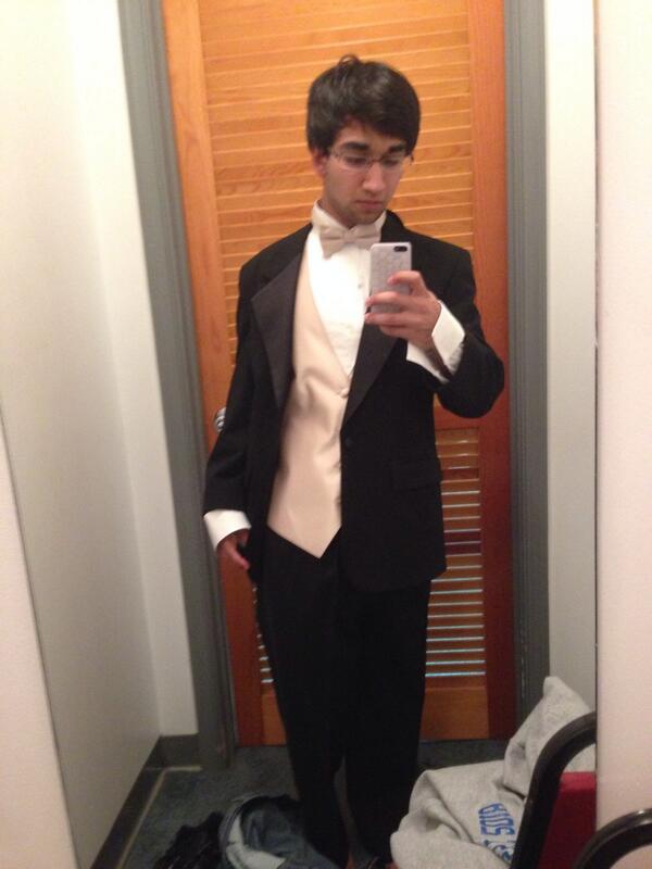 ThatOtherGeek's tweet image. Tux fitting?
#prepforprom