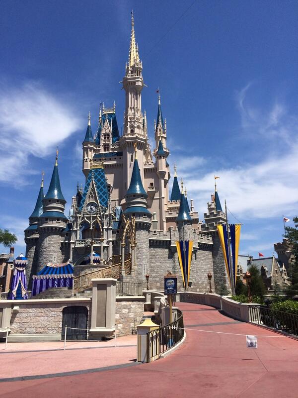 Magic Kingdom day at Disney! GO BAND!