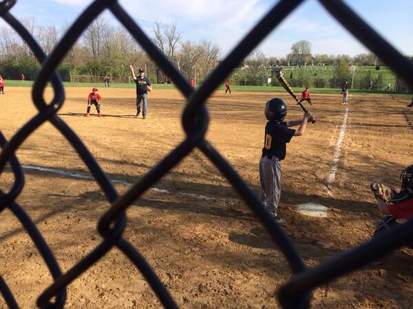 burger4nd's tweet photo. We got a "titanic struggle" of 1st graders up at St. James ball fields. Starting the St I/St. James rivalry early http://t.co/6RJoz6Yyju