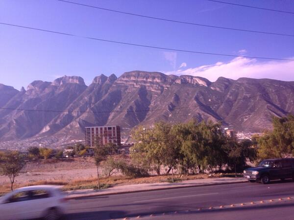 luisangelelfla's tweet photo. Llevando a Monterrey mi raza http://t.co/dQ5iny9ia3