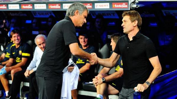 Soal_Chelsea's tweet photo. Mourinho: “Kematian Vilanova, hari duka bagi sepakbola. Atas nama Chelsea, saya turut berduka cita,” #RIPTitoVilanova http://t.co/iWYA1Hawnv
