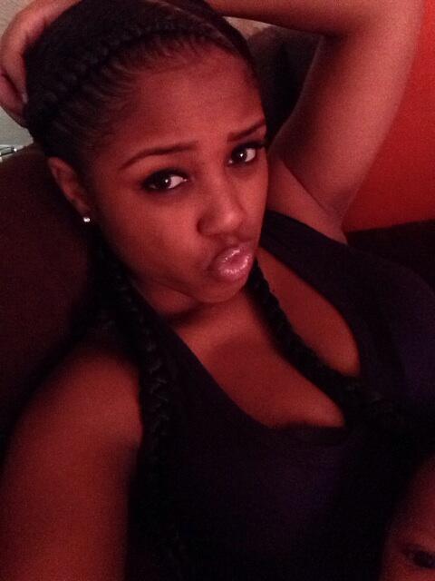 BraandiWho's tweet image. #selfie #chilling #myheadisbig