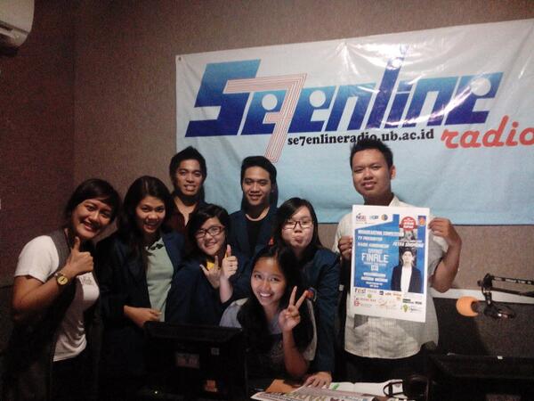 ini nih <a href="/RK_NGB/">RK_NGB</a> goes to Malang. Big thanks to <a href="/Se7enline_radio/">Se7enline Radio</a>,sukses buat acaranya ^^