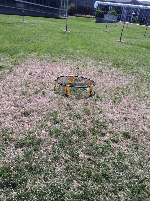 STC_Spikeball's tweet photo. Shout out to Rhett Sinclair @UCM for rocking #Spikeball #MissouriSpikeball http://t.co/oBhUD2EISe