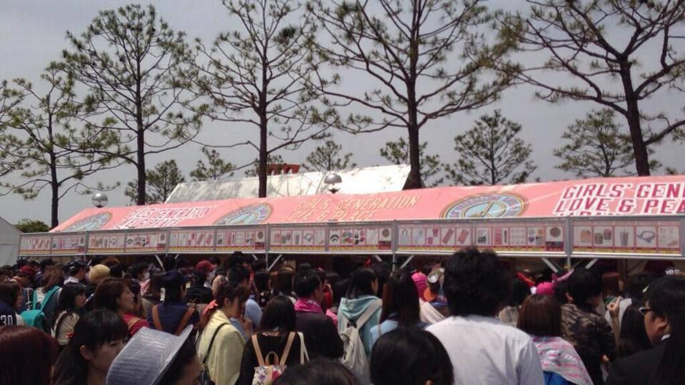 BmHrdzeCMAAZX1q.jpg:large