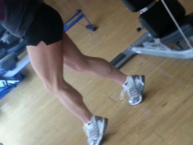 #STRONG LEGS #FEMALEBODYBUILDER http://t.co/Ptcx1faten http://t.co/BTyE5v1I0T<a href="/tag/strong"class="tags">#STRONG</a><a href="/tag/femalebodybuilder"class="tags">#FEMALEBODYBUILDER</a>