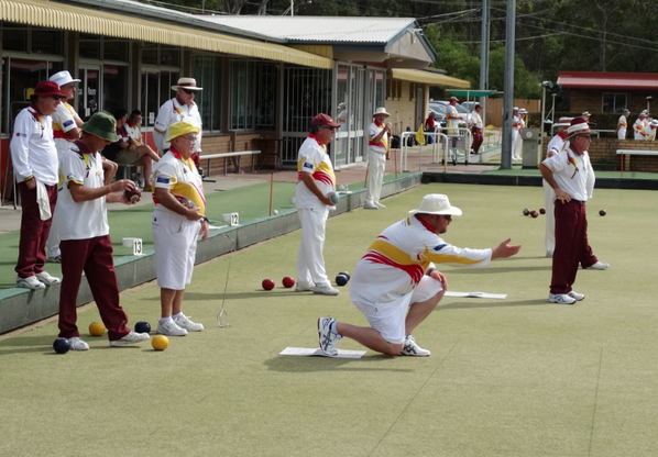 belmontservices's tweet photo. Such gorgeous weather for bowls today with our friends from Mt Gravatt Bowls Club. http://t.co/iq3pgEB1bK
