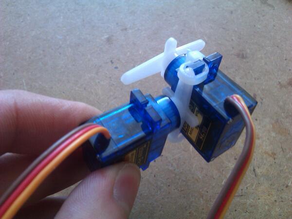 HackNsk's tweet image. Заготовка контроллера наклона горизонтальной поверхности :-)