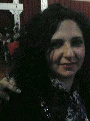 IreneDodoti's tweet photo. Hoy cumple años mi madre, mi amiga, mi compañera, la que no me va a fallar nunca y la más guapa de todas, felicidades http://t.co/4uzkhJ5gxe