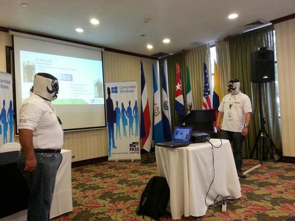 jesus_gilv's tweet photo. #SQLSat282 "@flacMVP: @jesus_gilv y @johnbulla presentando en #sqlsaturday282 #luchalibre http://t.co/W34tC8ZuXt"