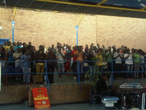 SASCOTshwane's tweet photo. 7 May All to polls. SASCO says vote ANC http://t.co/YRtgeoDori