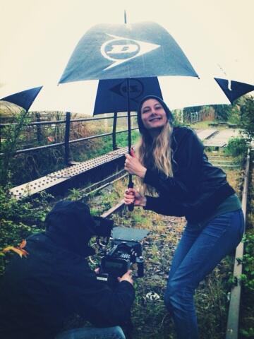KatytheRunner's tweet photo. Rainy shoot days and still smiling #productionassitant #work #apprentice http://t.co/u2mhgt8G1p