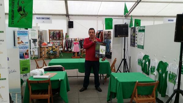 AtleticoAstorga's tweet photo. Stand de Santo Toribio ven a visitarnos. http://t.co/c6Y4z1xXk5