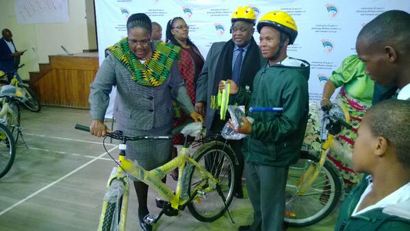 Tankiso Molekane (@tankisomolekane) on Twitter photo Minister <a href="/DipuoPeters/">Dipuo Peters</a> handing out bicycles to 50 learners as part of DoT's Shova Kalula program roll-out in Noupoort Minister <a href="/DipuoPeters/">Dipuo Peters</a> handing out bicycles to 50 learners as part of DoT's Shova Kalula program roll-out in Noupoort