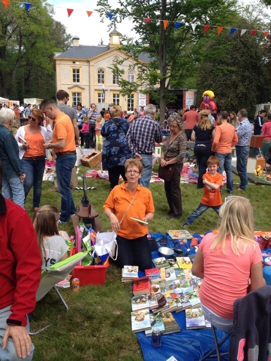 #koningsdag#rheden#rhederhof mooi weer! Dank@RhedenPromotie  voor dit event! Ga zo door!