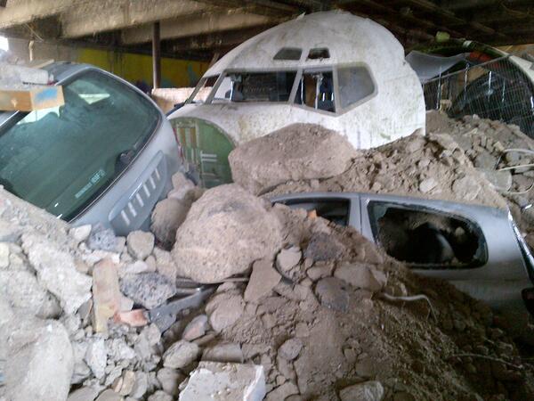 LondonFire's tweet image. Our #emergencyexercise is based on a plane that's crashed into a building. It’s not a real emergency, just training.