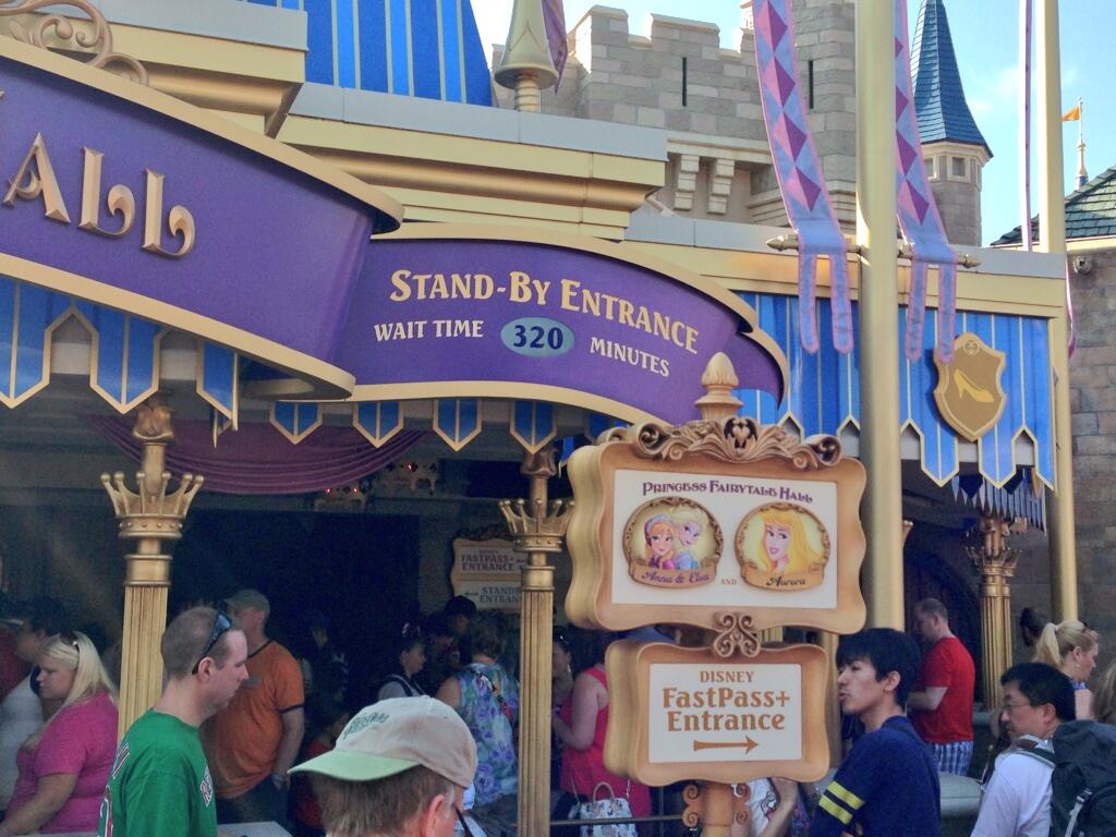 BmJrD_aIYAAxyfv.jpg:large